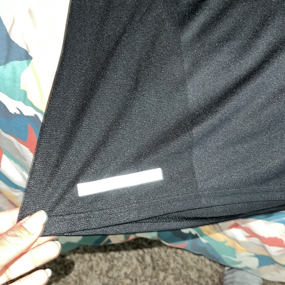 ADIDAS WOMEN RUNNING SHIRT WITH REFLECTIVE DETAILS - Picture 5 of 5